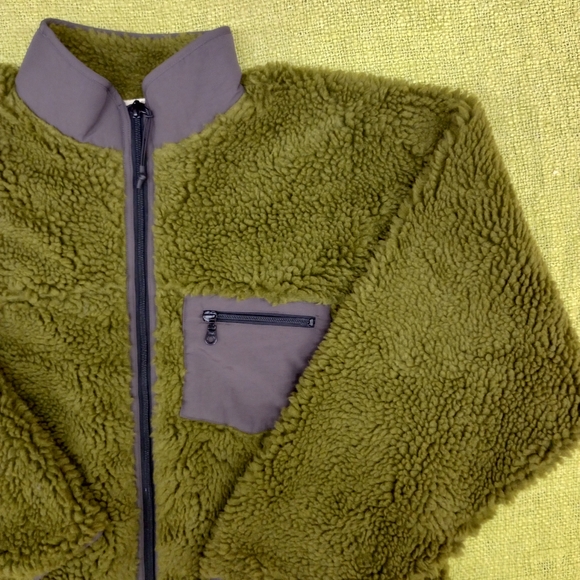 K-two studios army green fleece deep pile jacket - Picture 3 of 5